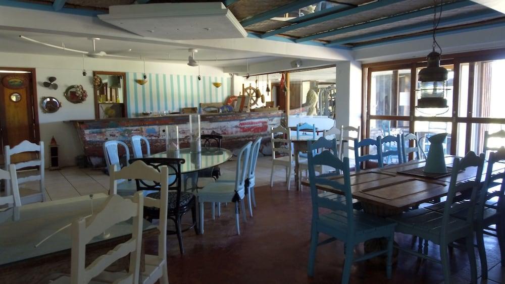 Capitao N Areia Hotel